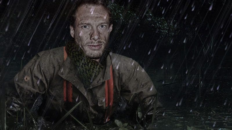 Survival Profi Heiko Gärtner befreit sich aus einem Sumpf